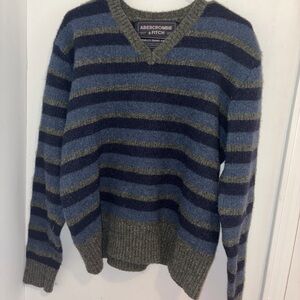 Abercrombie & Fitch Men's Navy, Blue & Gray Striped V-Neck Sweater